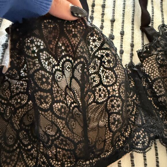 TORRID Curve | Black Lace Unlined Bra Balconette | 40 C BNWT - Picture 2 of 6